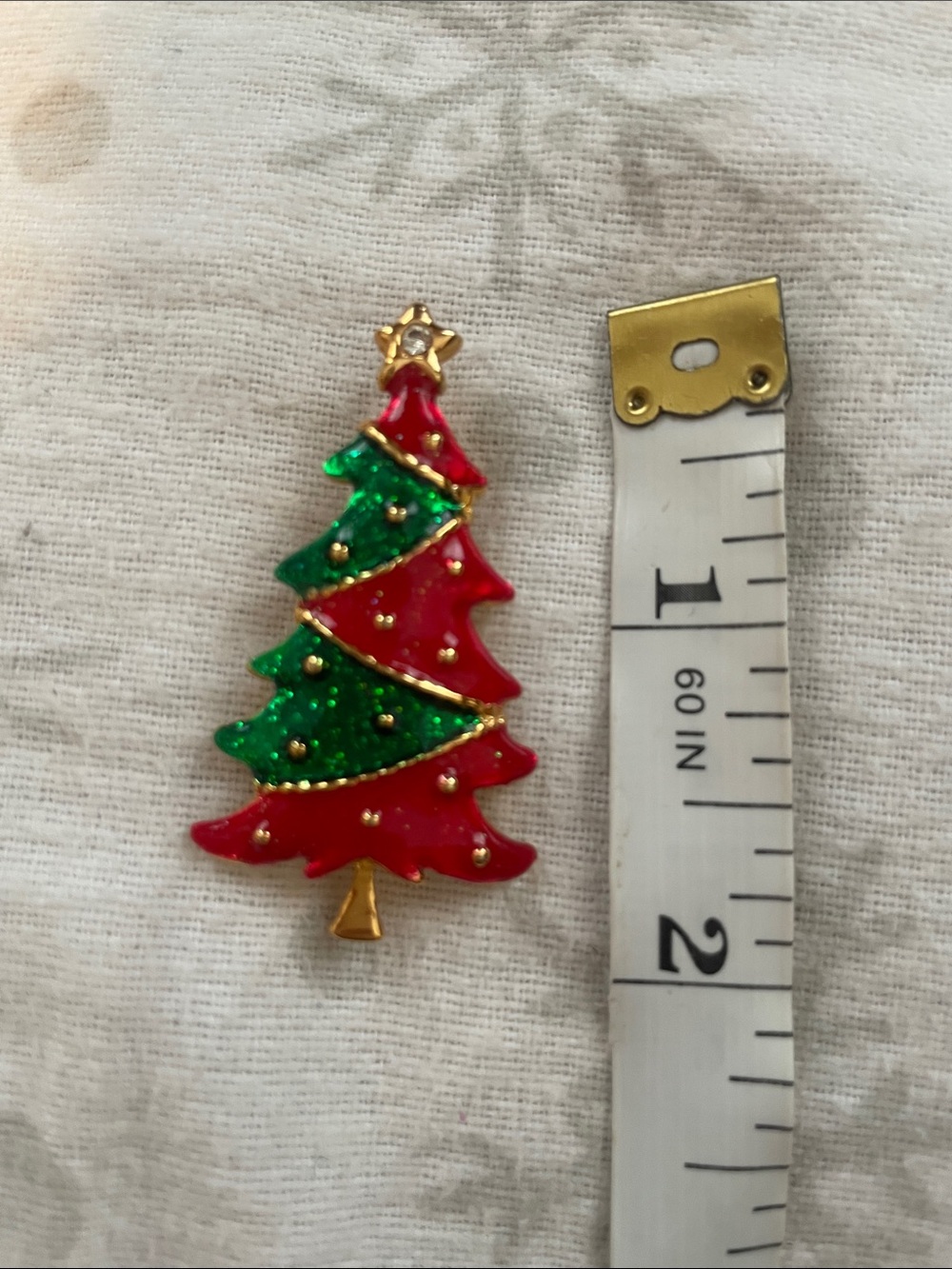 AAi Red and Green Christmas Tree Brooch